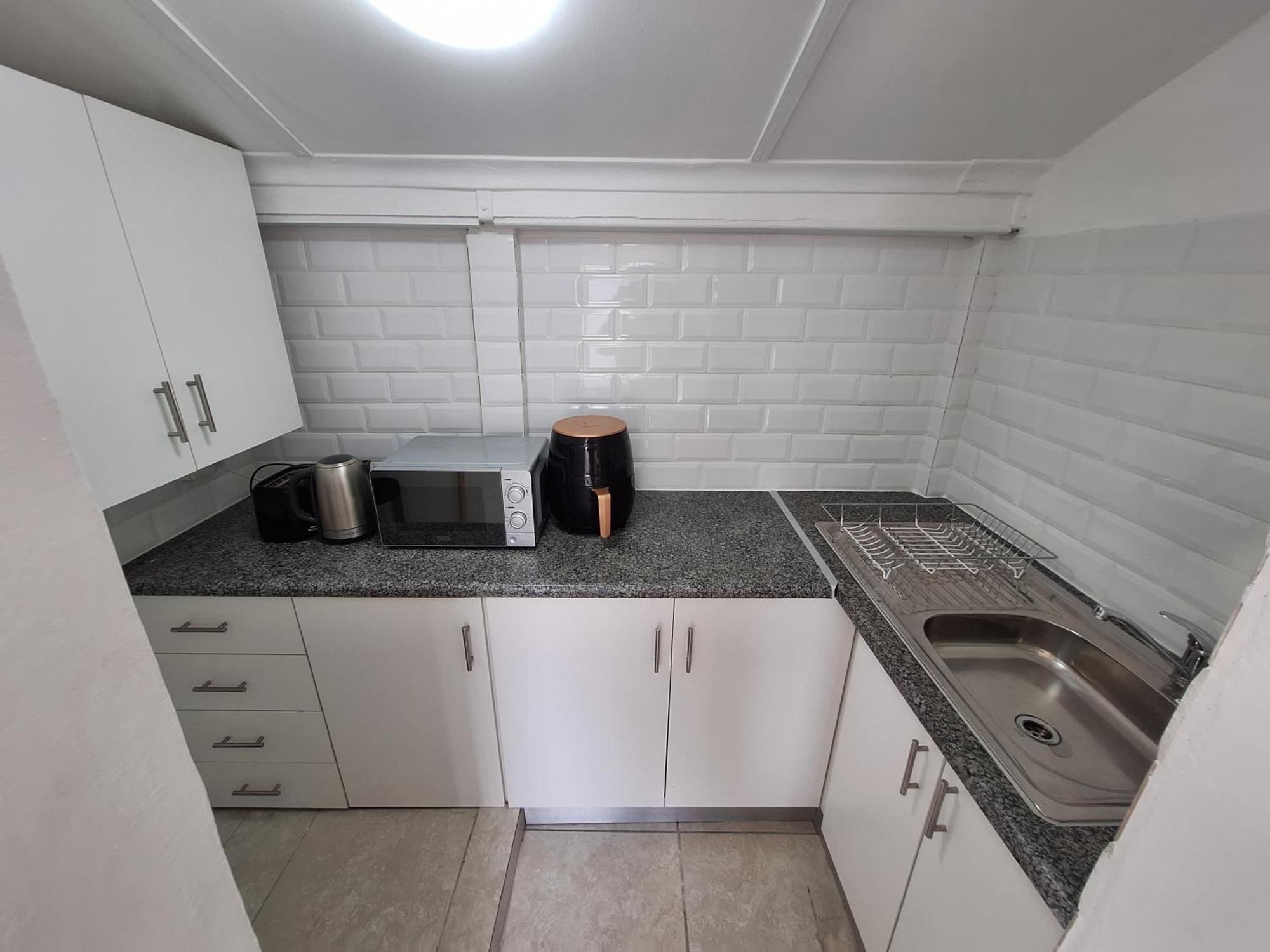 Little Miracle Apartment Worcester Exterior photo