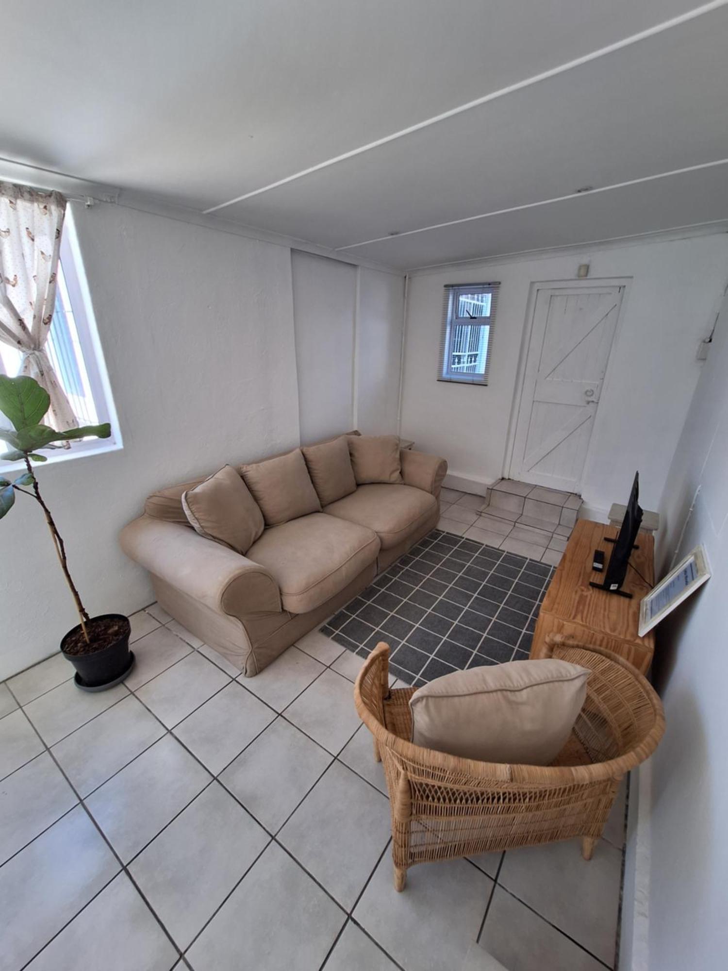 Little Miracle Apartment Worcester Exterior photo